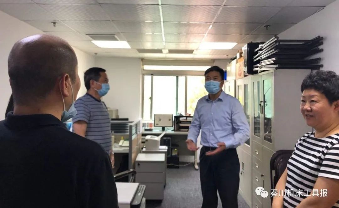 嚴鑒鉑董事長赴秦川集團上海辦事處調(diào)研