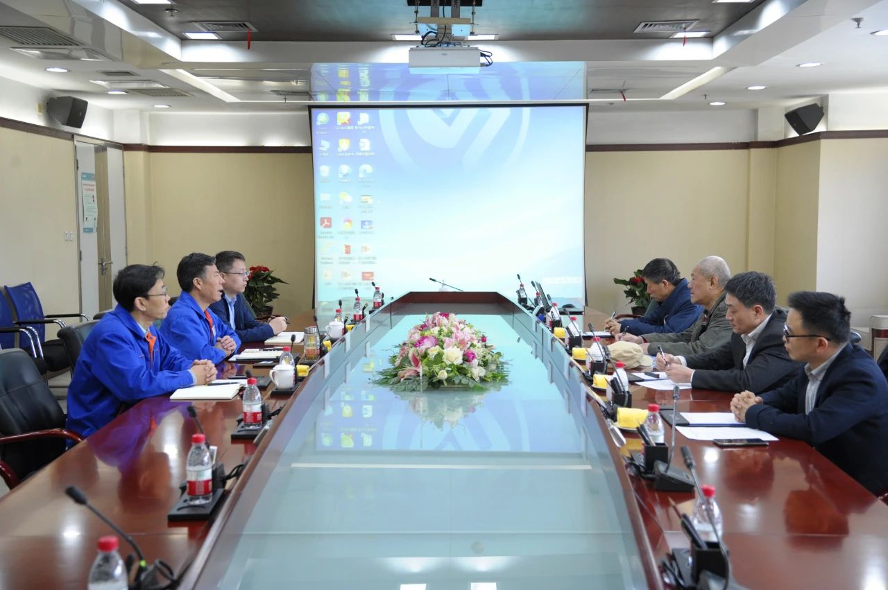 嚴(yán)鑒鉑董事長會見關(guān)天工程研究院院長林炎志一行