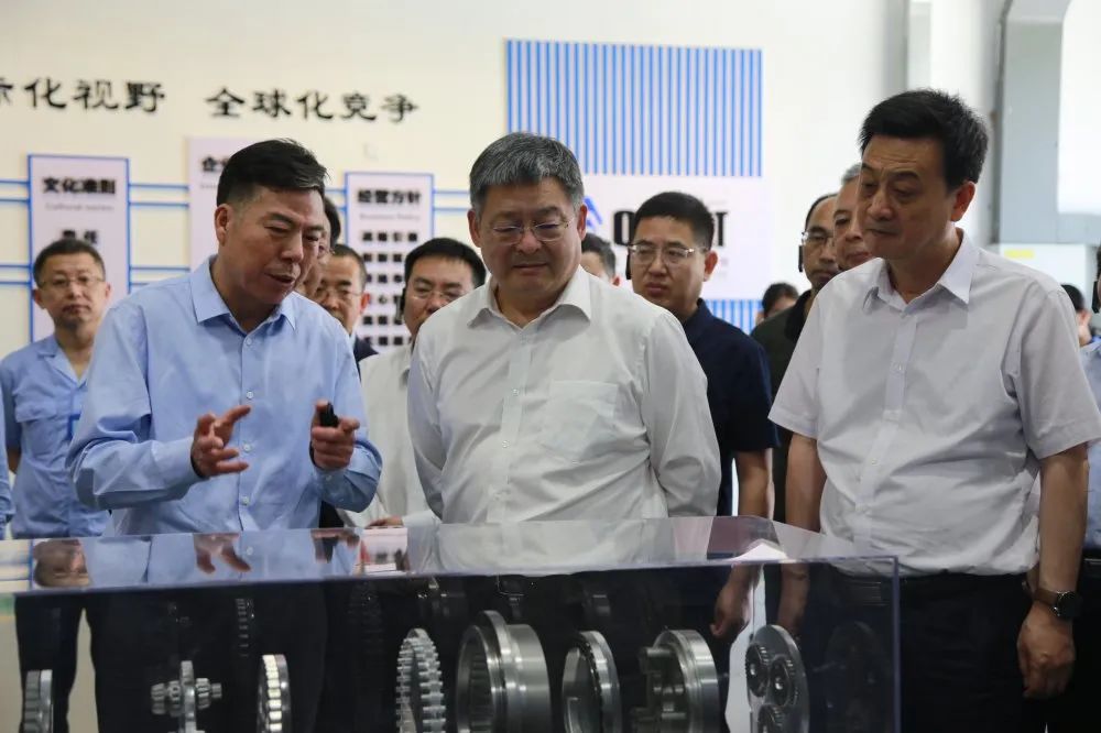 陜西省屬企業(yè)改革創(chuàng)新觀摩團走進秦川集團、法士特集團