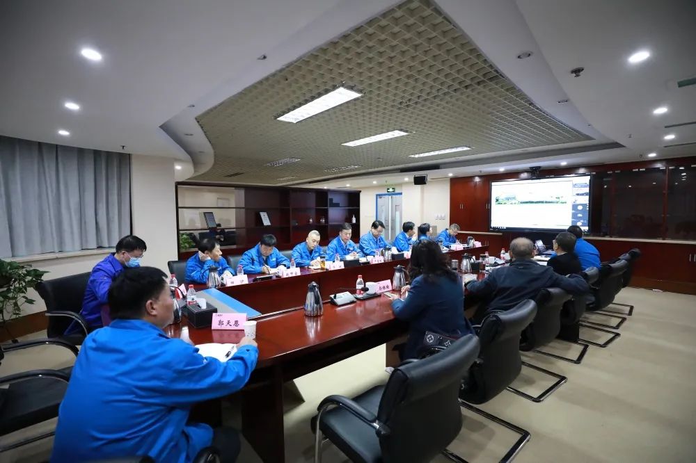 秦川集團(tuán)舉辦“企業(yè)戰(zhàn)略及運(yùn)營(yíng)管理”專(zhuān)題講座