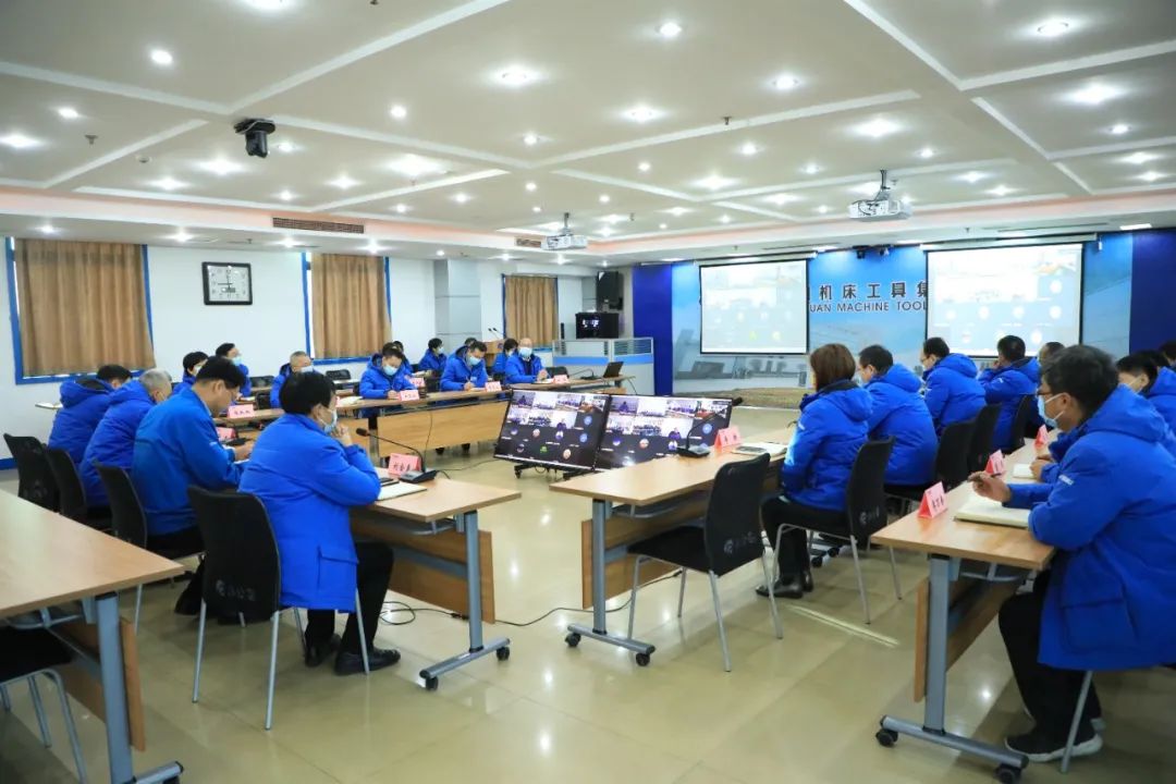 秦川集團(tuán)召開(kāi)2021年度“藍(lán)海行動(dòng)”總結(jié)暨2022-2023“高質(zhì)量發(fā)展年”啟動(dòng)會(huì)