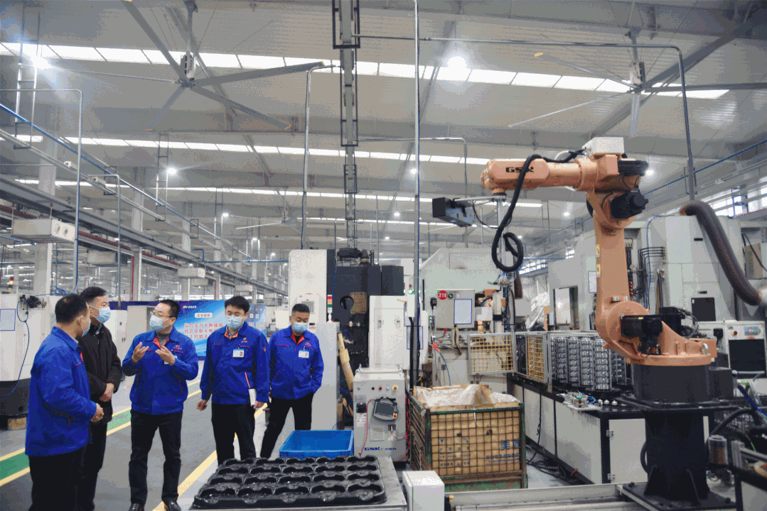 嚴(yán)鑒鉑董事長(zhǎng)深入沃克齒輪調(diào)研指導(dǎo)工作